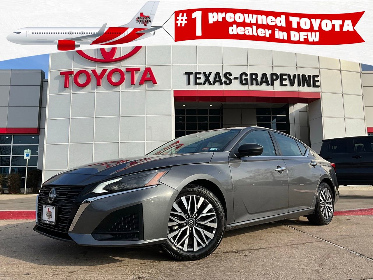 Used 2025 Nissan Altima 2.5 SV image 1