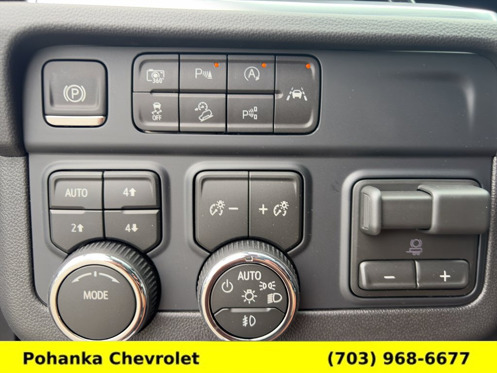 New 2026 Chevrolet Tahoe Premier w/ Sun And Tow Package AWD/4WD image 19