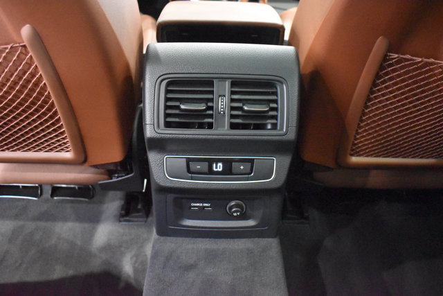 Used 2023 Audi Q5 2.0T Premium Plus w/ Premium Plus Package AWD/4WD image 24