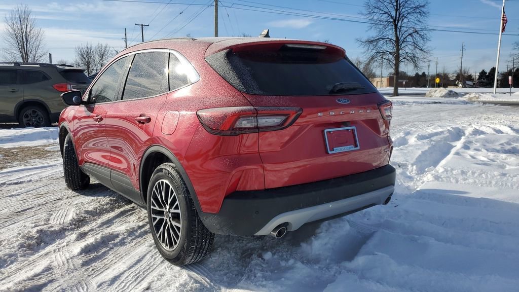 Used 2023 Ford Escape SE image 24