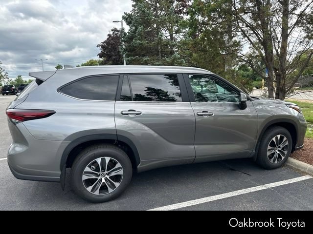 Used 2026 Toyota Highlander XLE AWD/4WD image 10