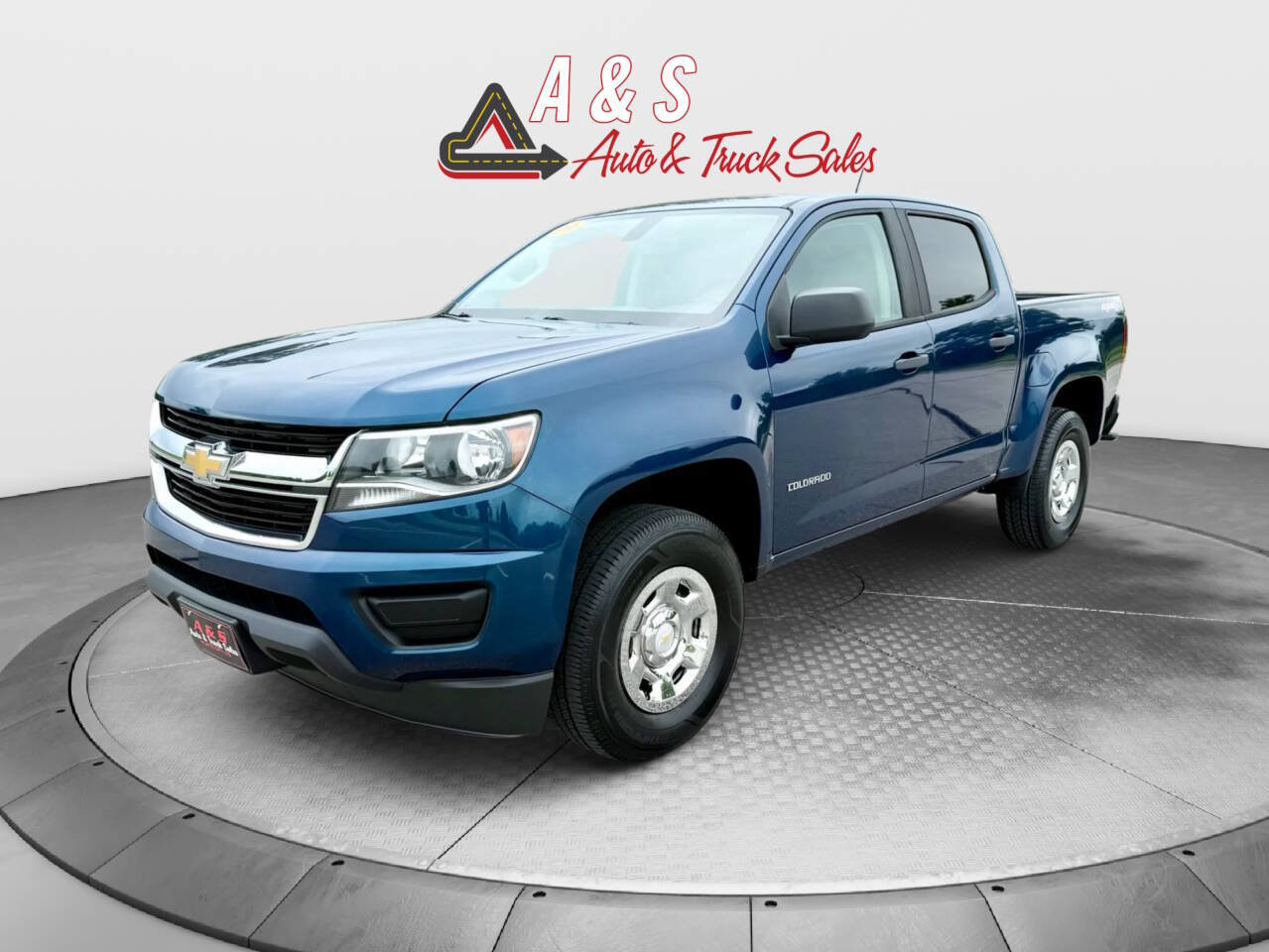 Used 2019 Chevrolet Colorado W/T w/ WT Convenience Package AWD/4WD image 3