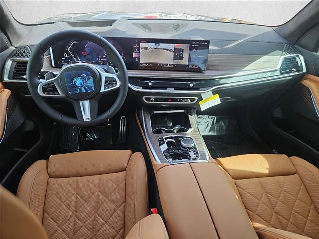 Used 2026 BMW X7 xDrive40i w/ M Sport Package AWD/4WD image 14
