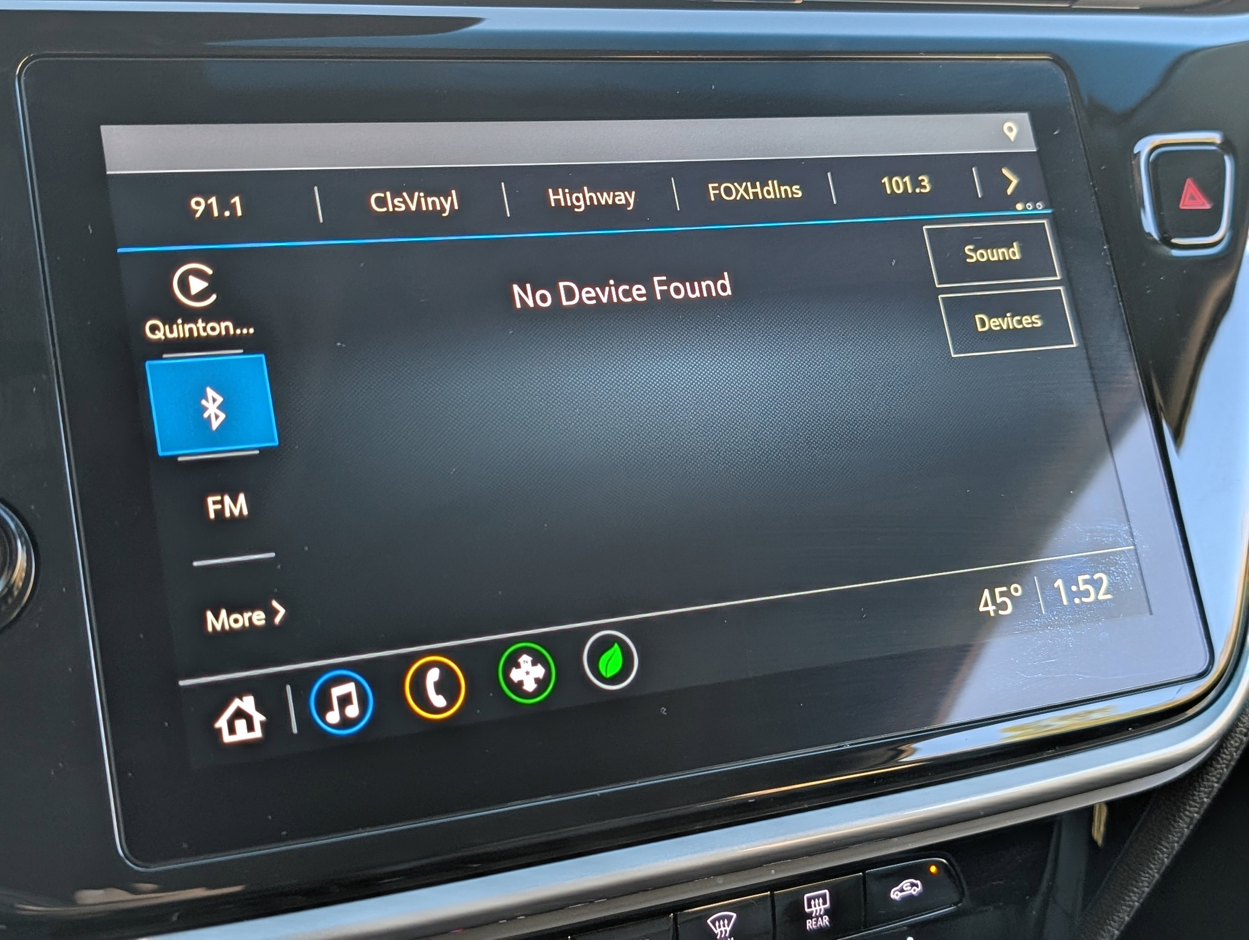 Used 2022 Chevrolet Bolt LT w/ Infotainment Package image 27