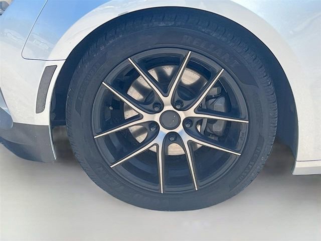 Used 2017 Chevrolet Camaro LT RWD image 30
