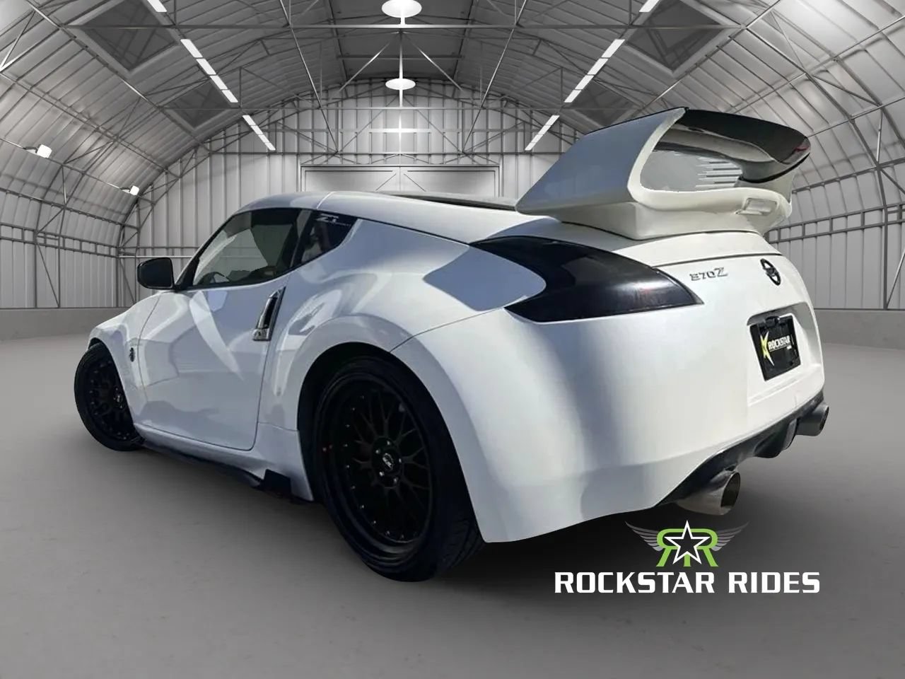Used 2018 Nissan 370Z Coupe RWD image 15
