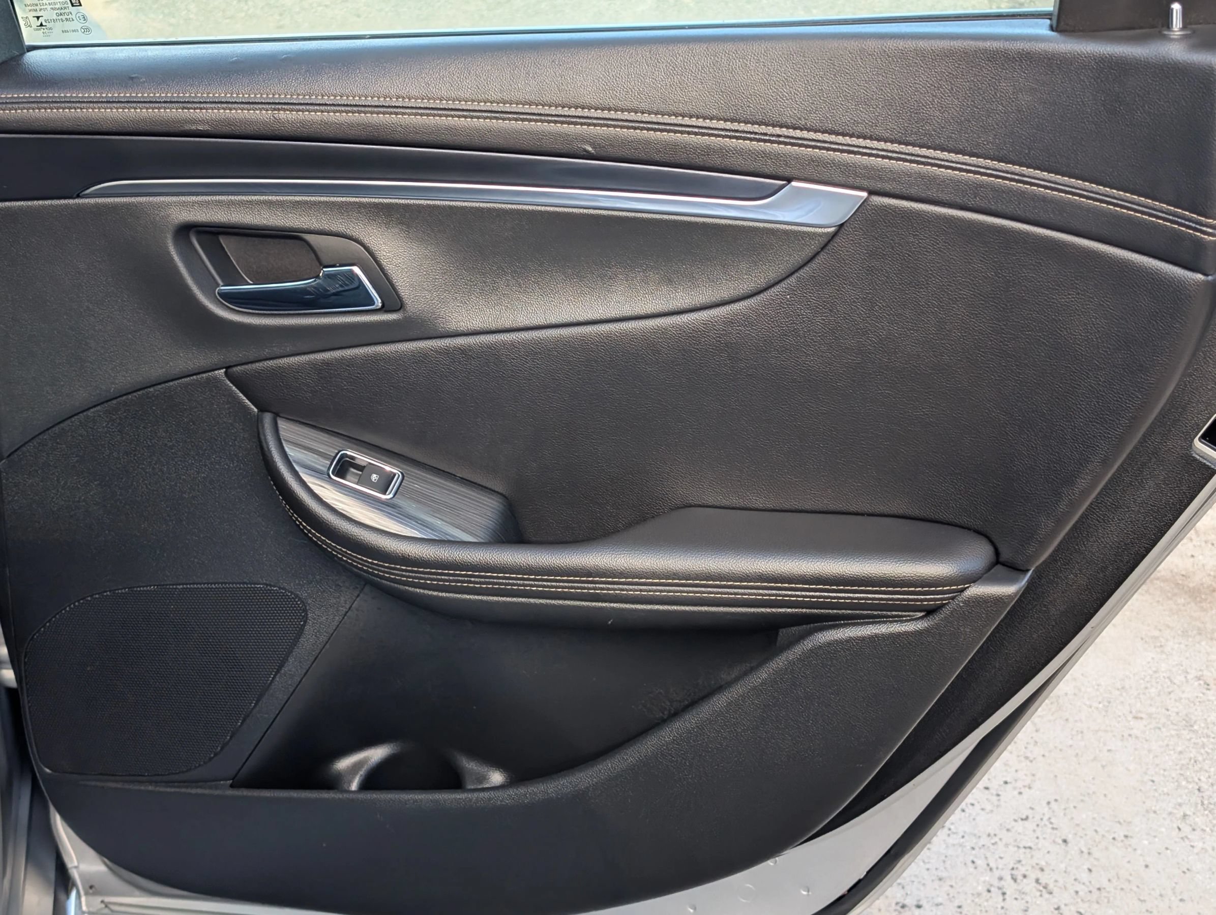 Used 2019 Chevrolet Impala LT FWD image 36
