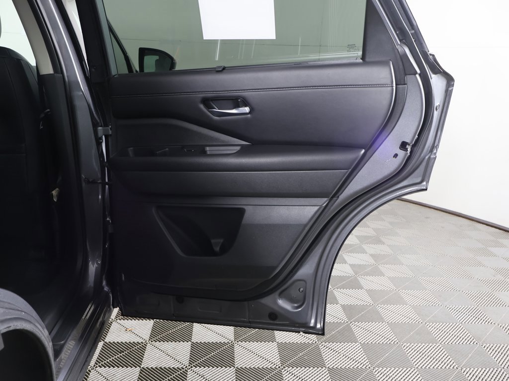 Used 2024 Nissan Pathfinder SL w/ SL Premium Package image 28