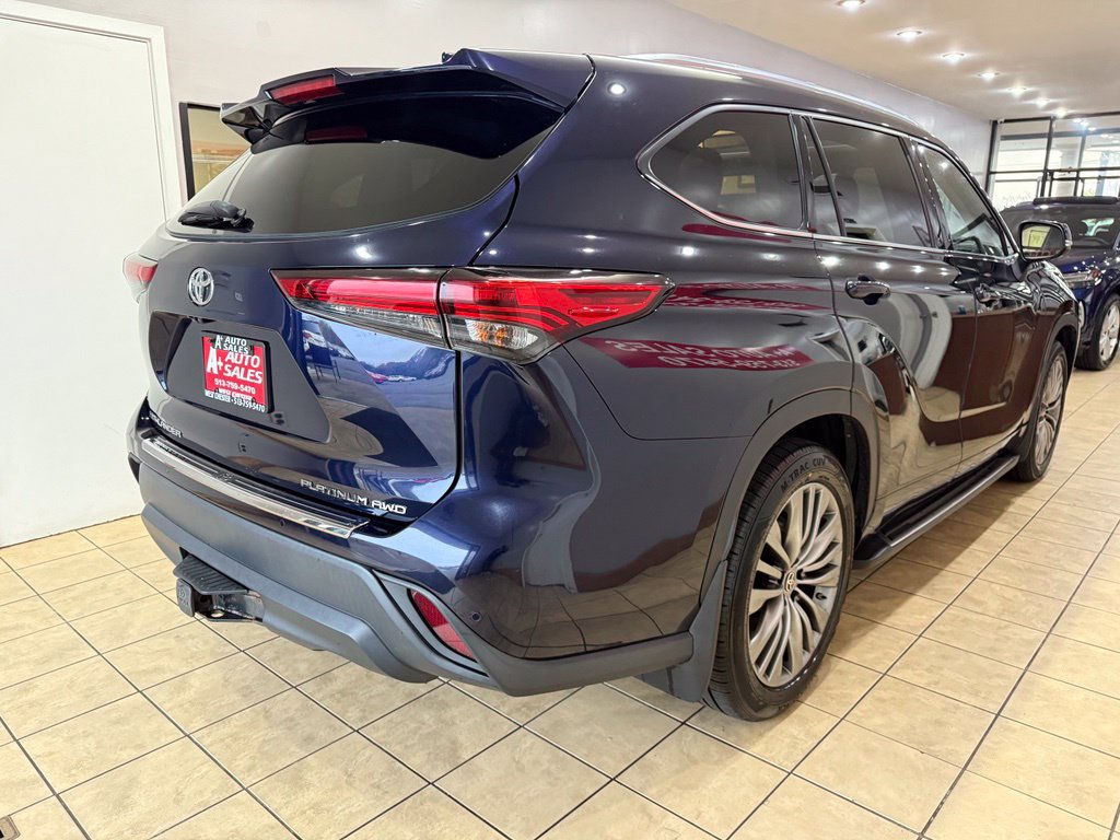 Used 2020 Toyota Highlander Platinum AWD/4WD image 4