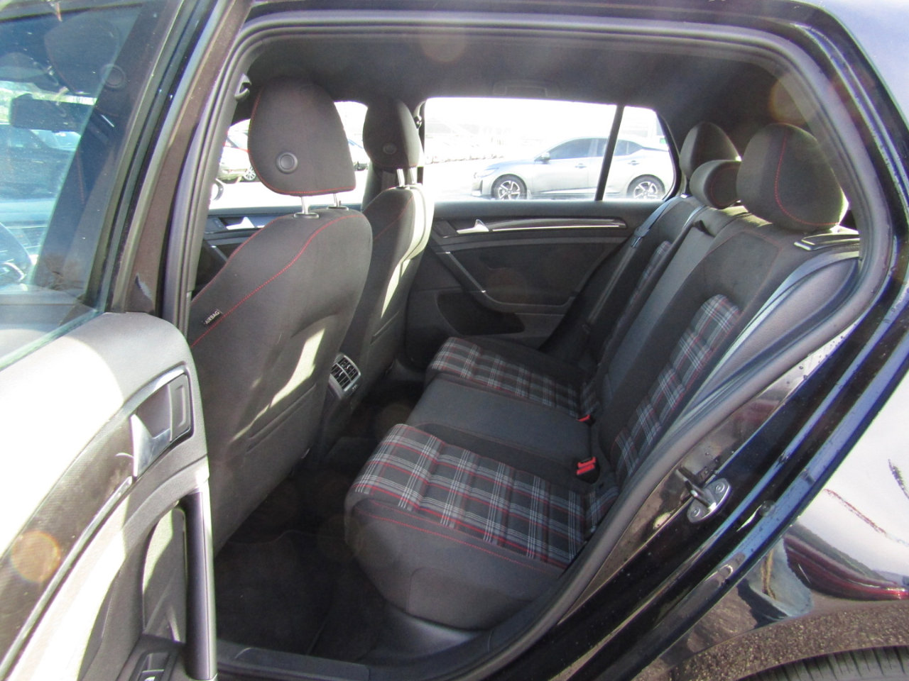 Used 2016 Volkswagen GTI S image 18