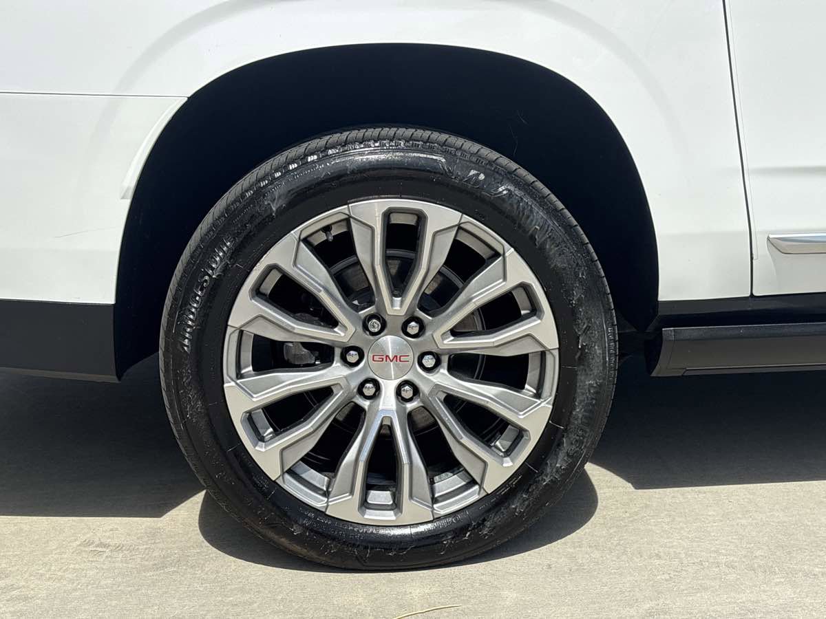 Used 2021 GMC Yukon XL Denali w/ Denali Ultimate Package image 9