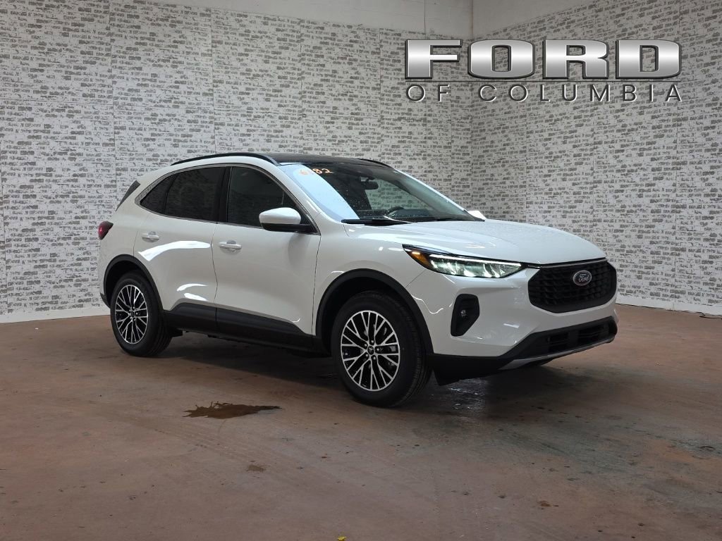 New 2026 Ford Escape SE w/ Class II Trailer Tow Package image 1