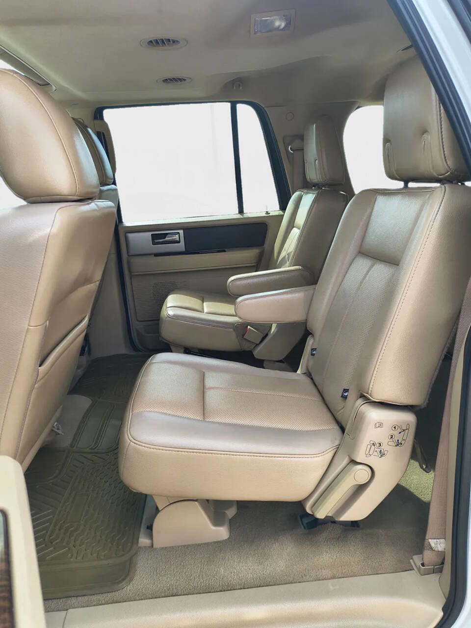 Used 2012 Ford Expedition EL XLT image 13