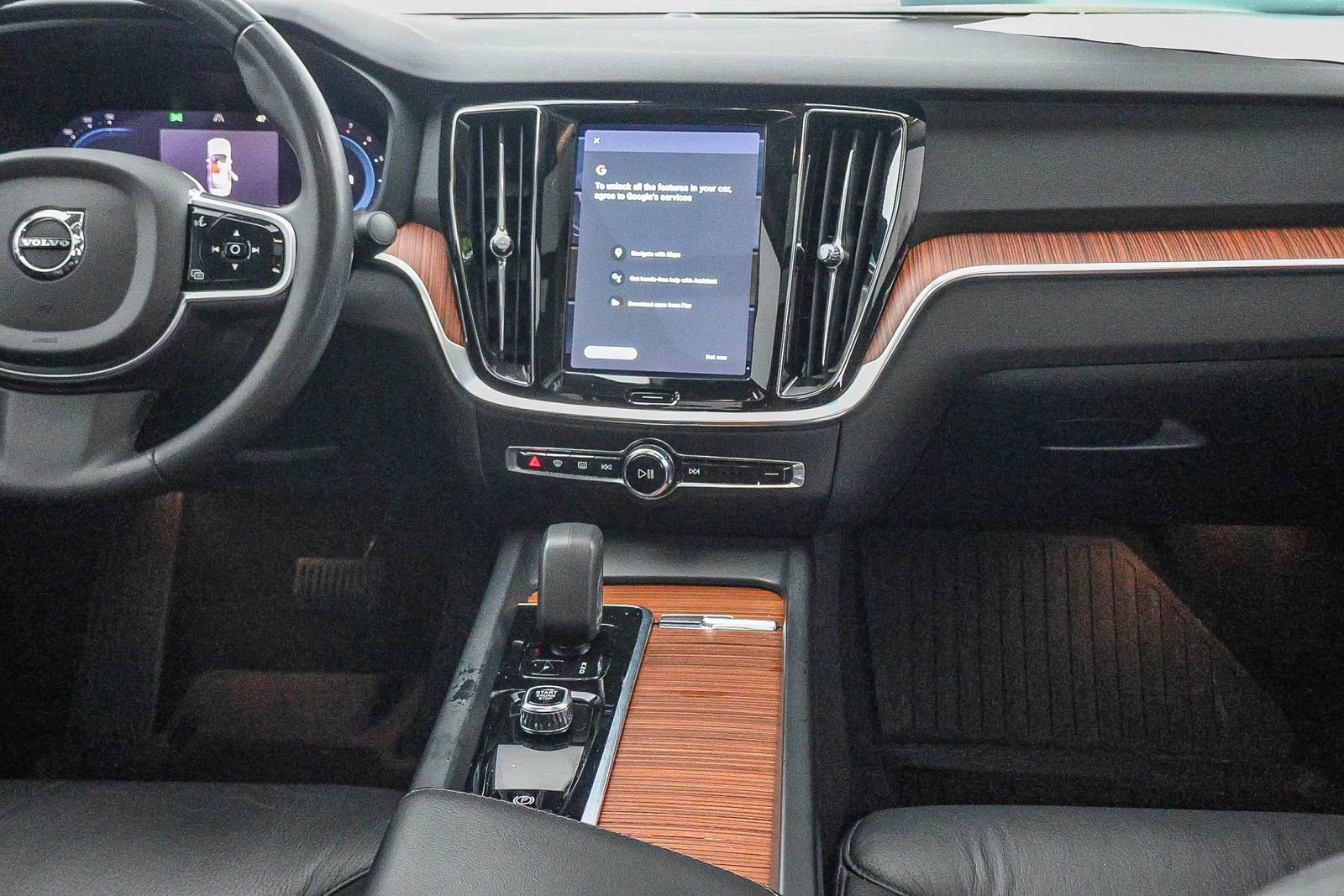 Used 2023 Volvo S60 B5 Plus w/ Protection Package Premier image 24