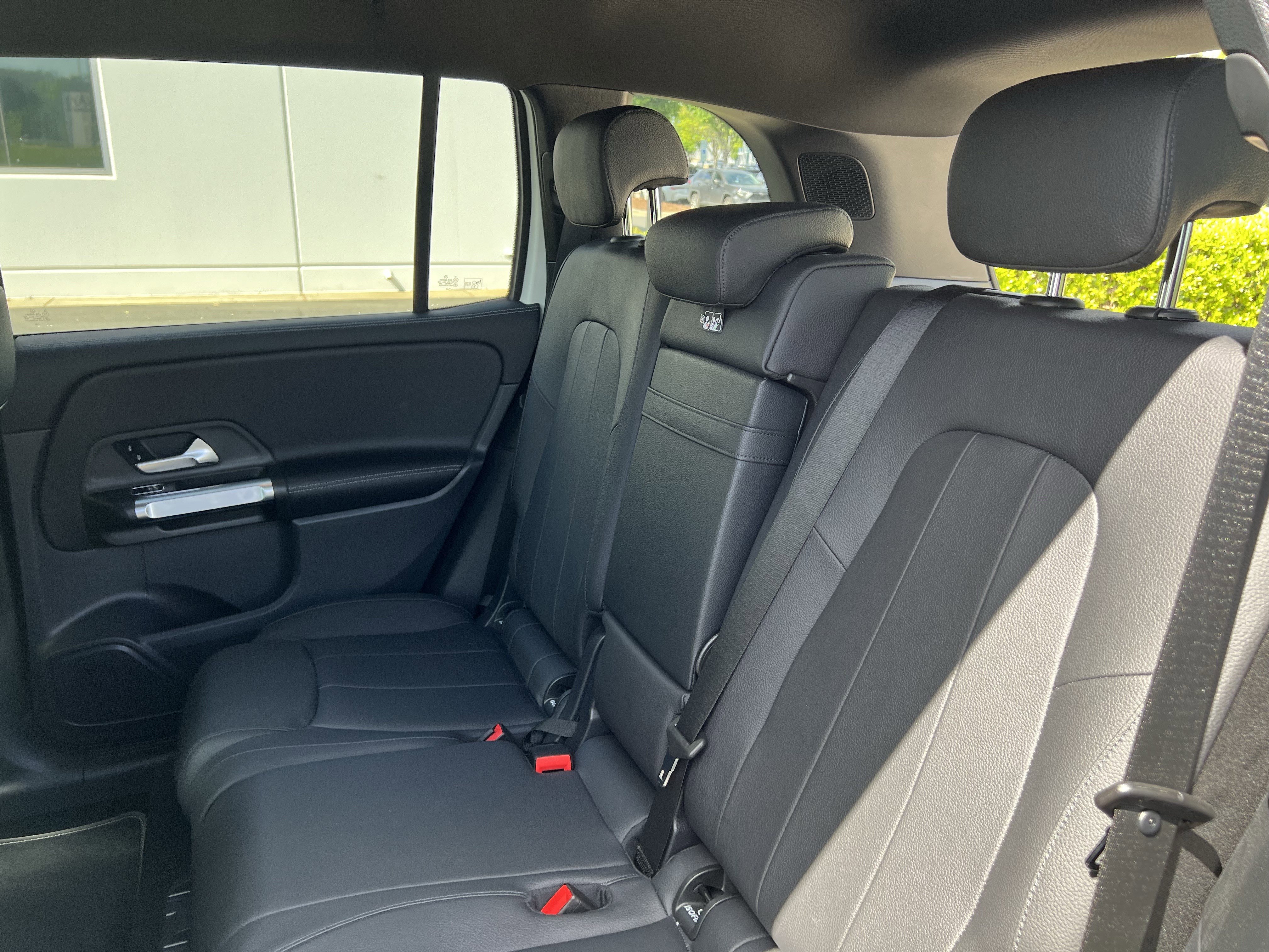Certified 2022 Mercedes-Benz GLB 250 image 33