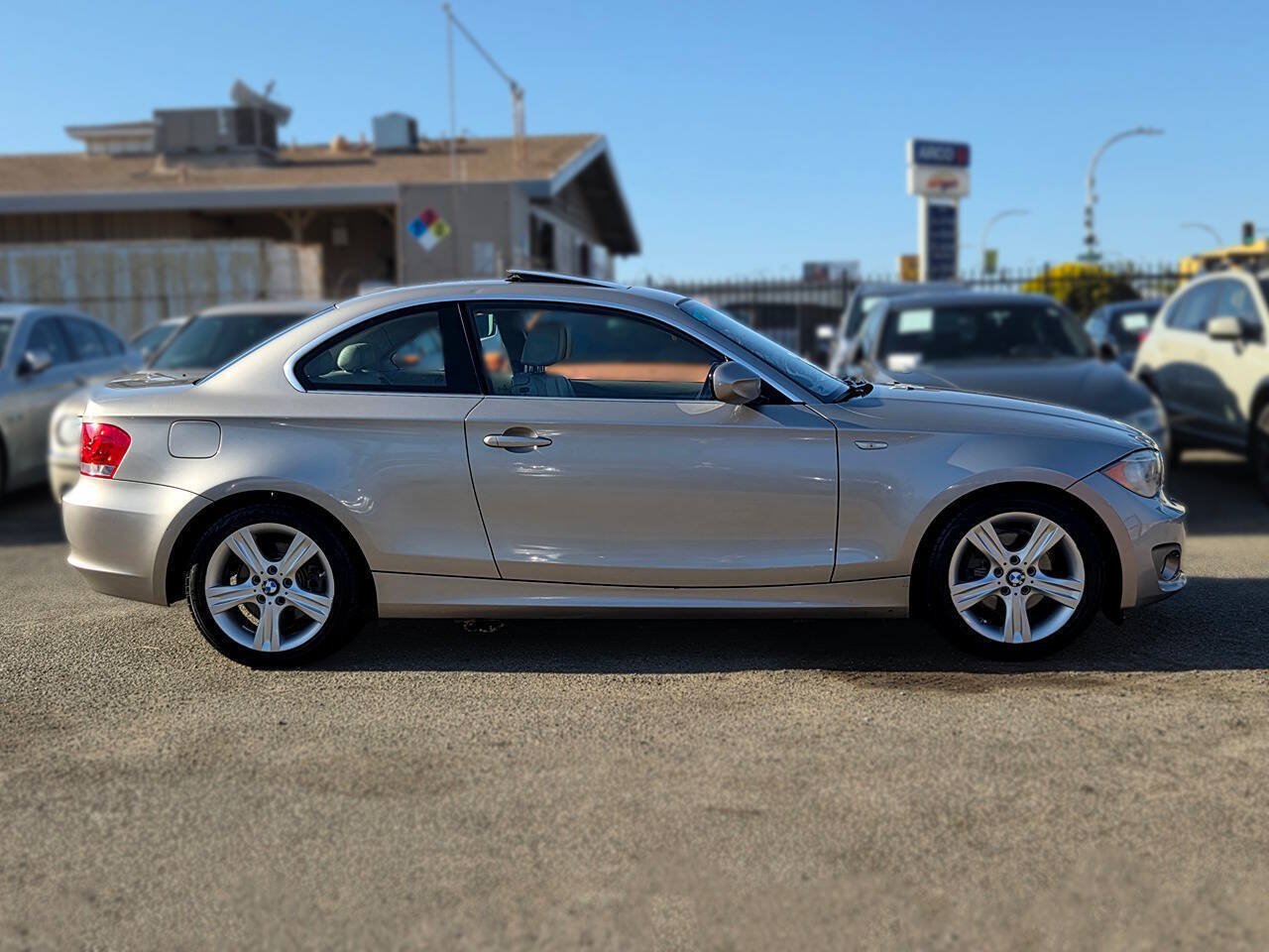 Used 2012 BMW 128i Coupe RWD image 4