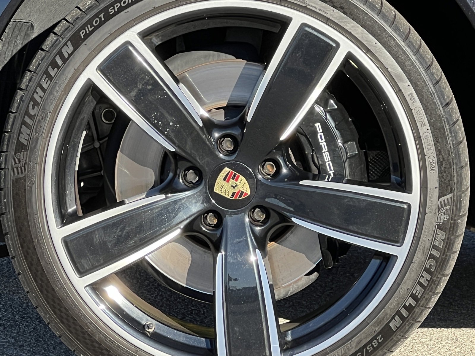 Certified 2022 Porsche Cayenne S Platinum image 13