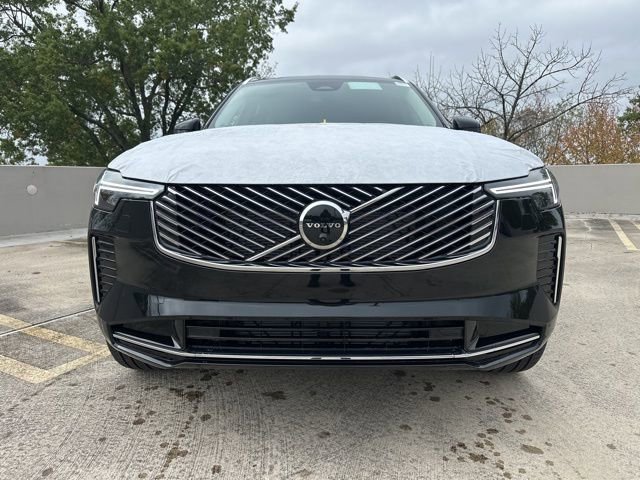 New 2026 Volvo XC90 B6 Ultra w/ Protection Package image 2
