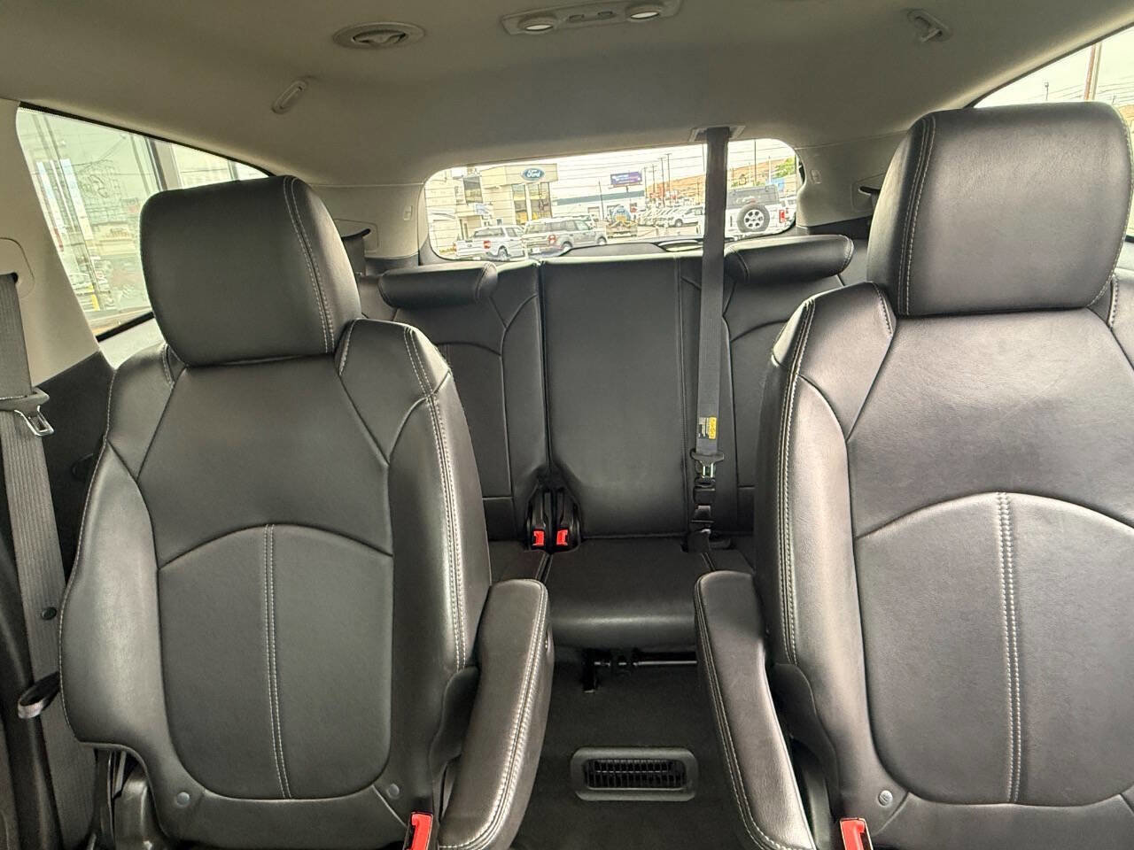 Used 2013 Chevrolet Traverse LT AWD/4WD image 12