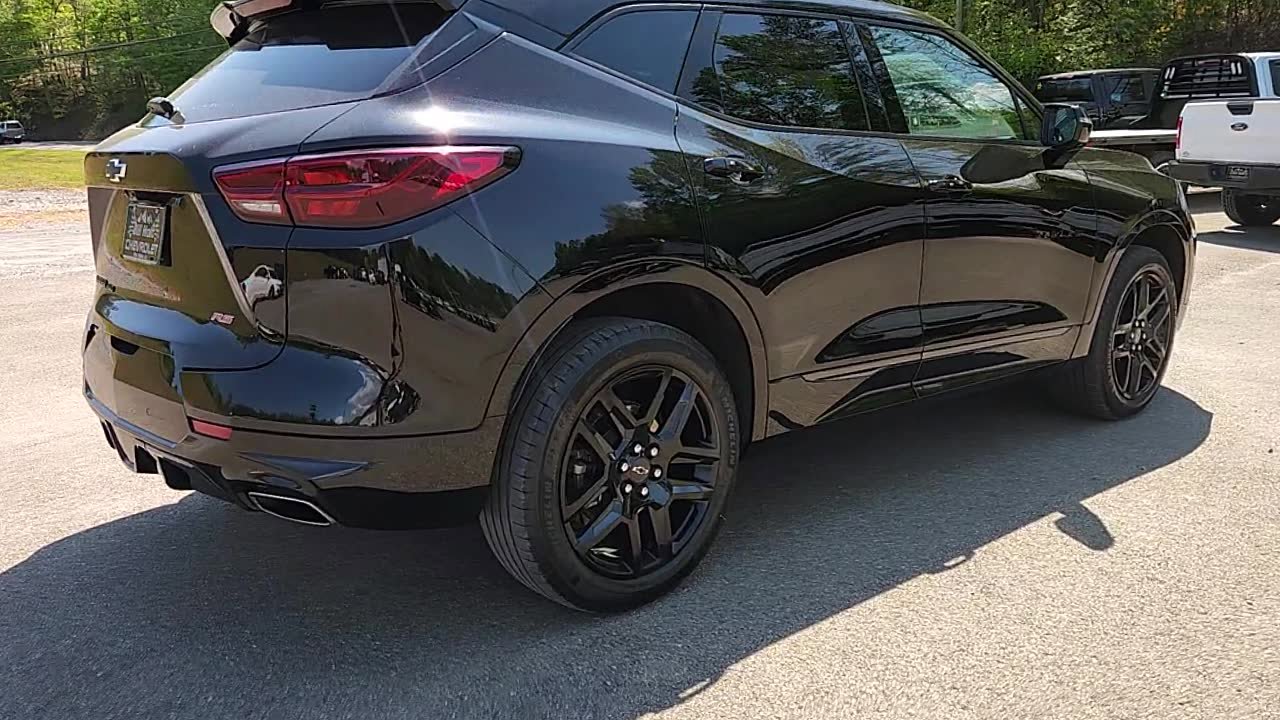 Used 2025 Chevrolet Blazer RS w/ Driver Confidence II Package image 9