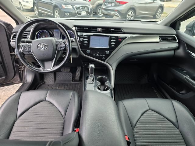 Used 2020 Toyota Camry SE image 15