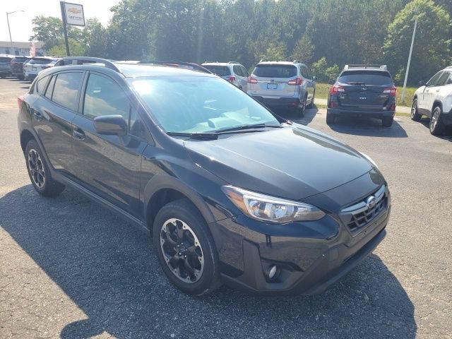 Used 2023 Subaru Crosstrek 2.0i Premium AWD/4WD image 3