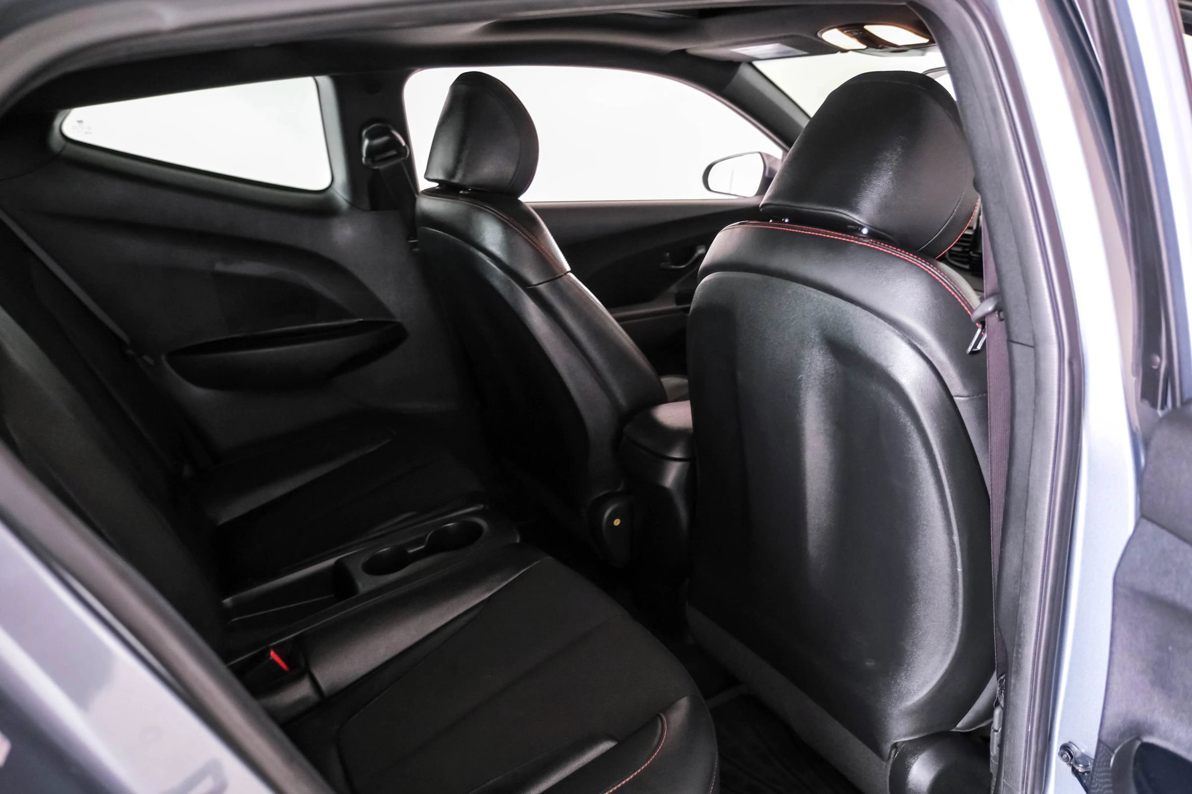 Used 2021 Hyundai Veloster 2.0 Premium FWD image 35