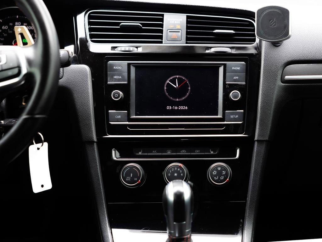 Used 2019 Volkswagen GTI S image 18