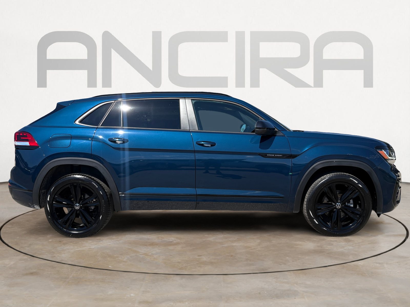 Certified 2023 Volkswagen Atlas Cross Sport SEL R-Line AWD/4WD image 11