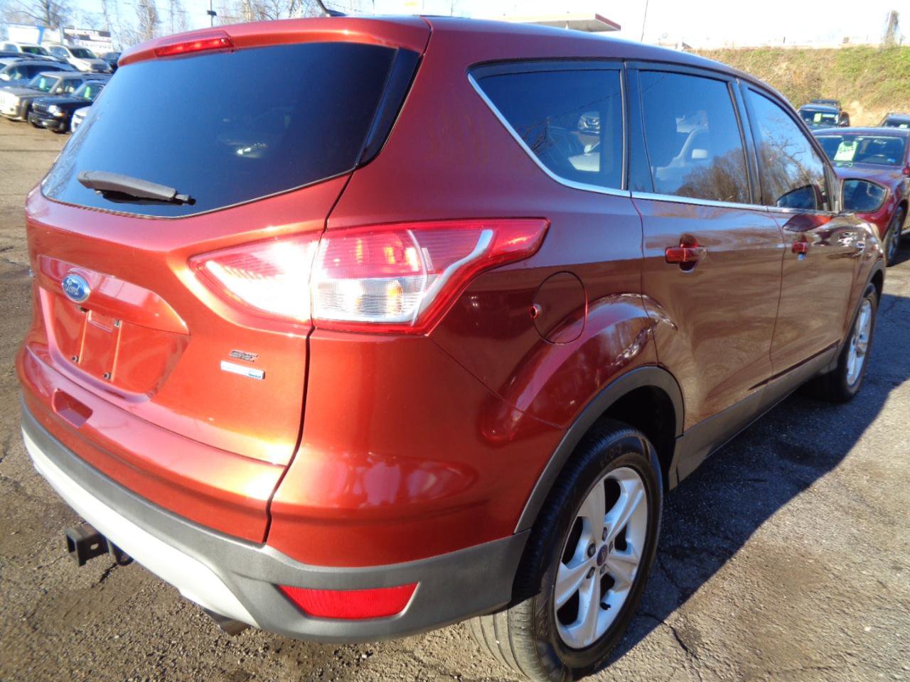 Used 2014 Ford Escape SE AWD/4WD image 5