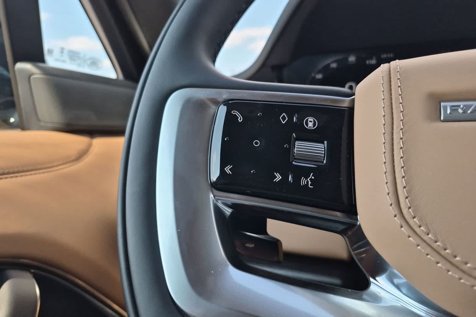 New 2026 Land Rover Range Rover SE AWD/4WD image 24
