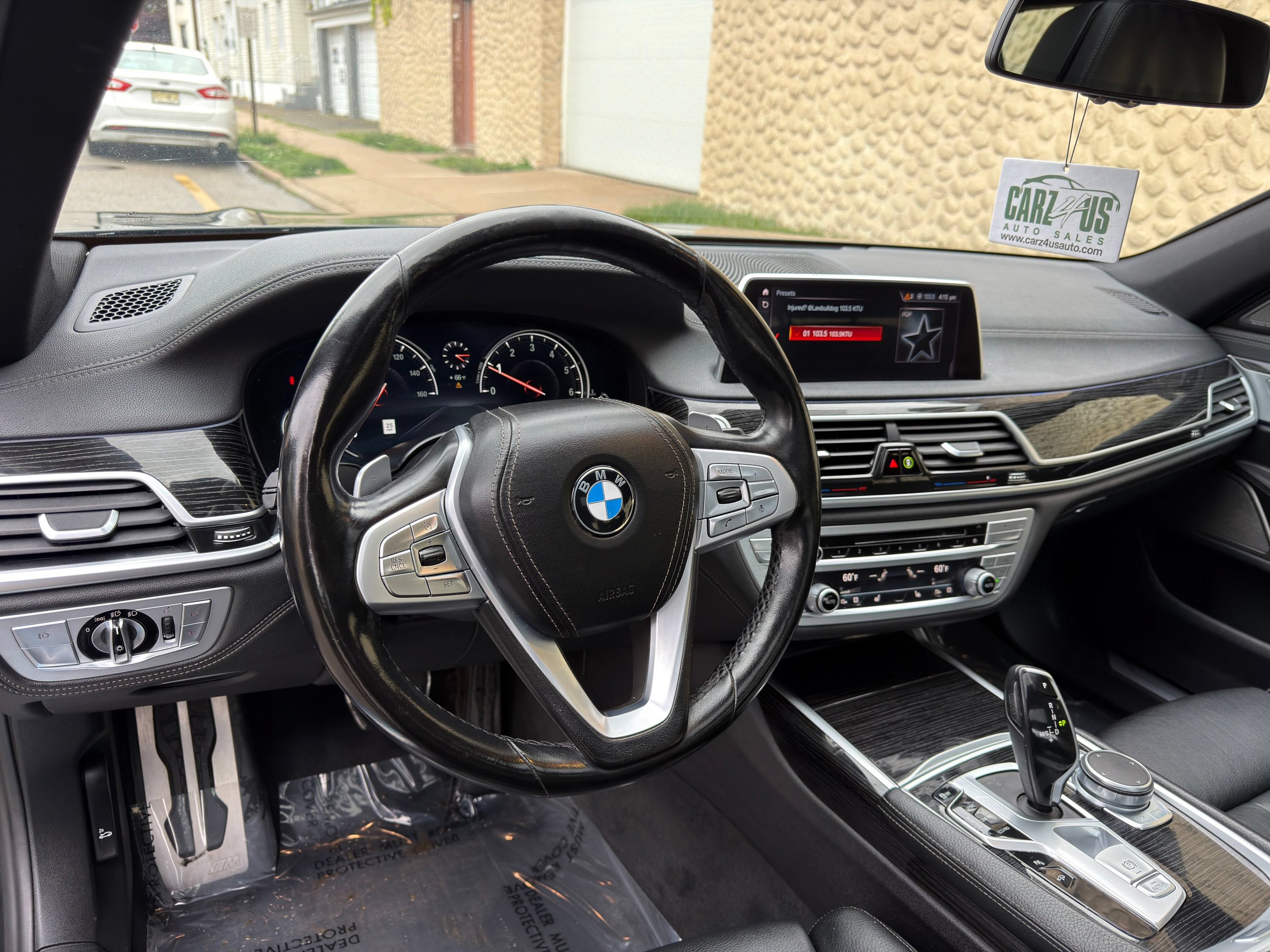 Used 2019 BMW 740i xDrive w/ M Sport Package AWD/4WD image 15