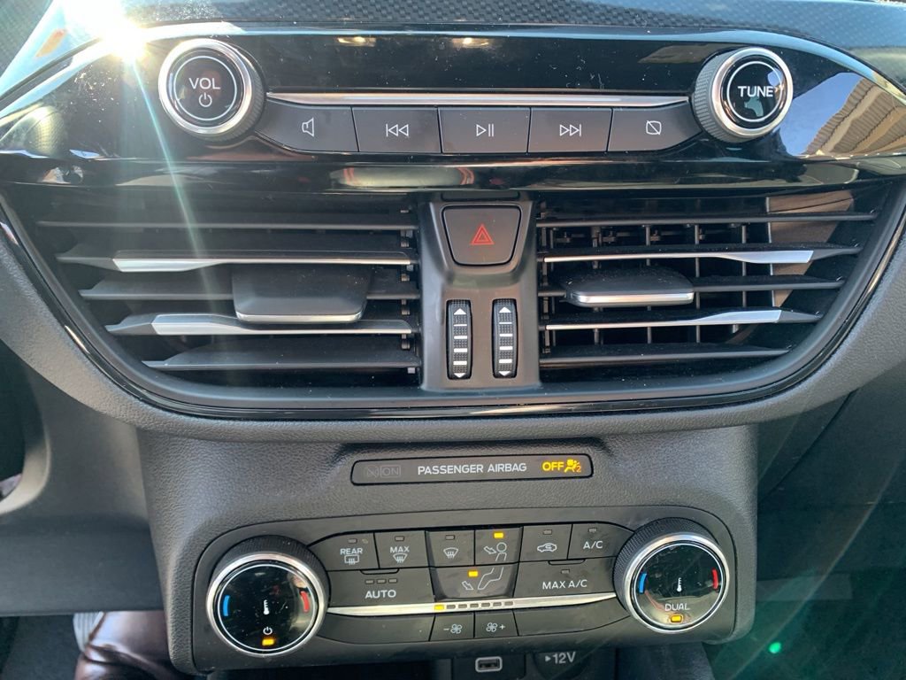 Used 2025 Ford Escape ST-Line image 25