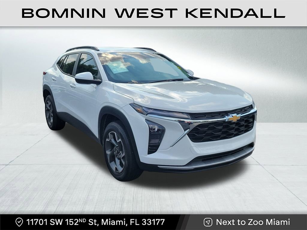 Used 2025 Chevrolet Trax LT