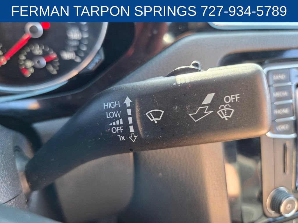 Used 2017 Volkswagen Jetta GLI FWD image 32