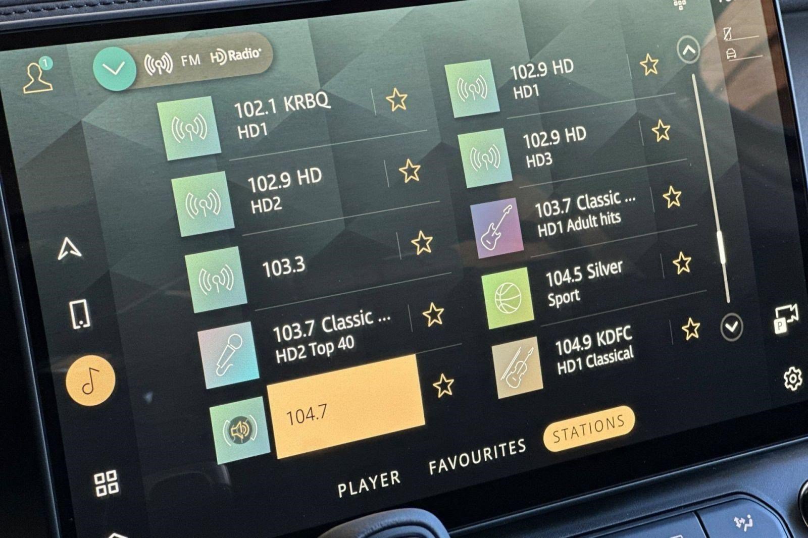 New 2026 Land Rover Defender 110 S AWD/4WD image 19