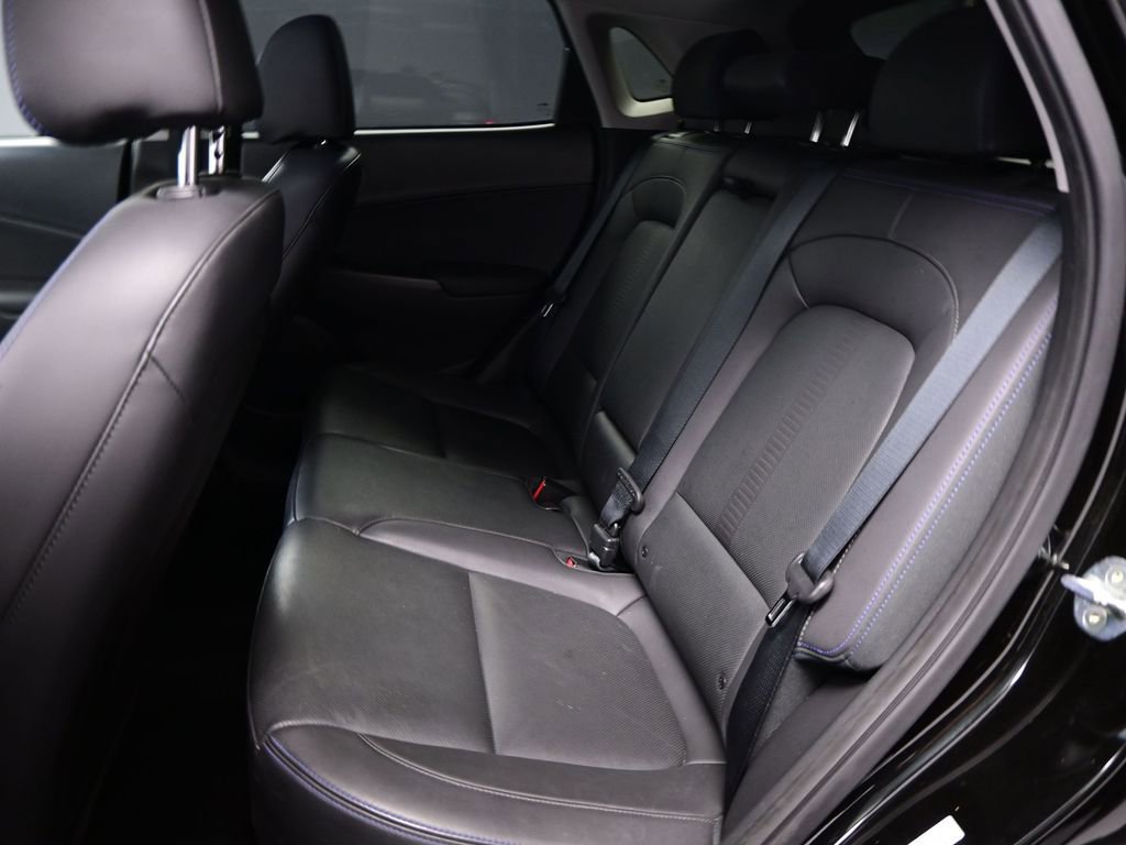 Used 2022 Hyundai Kona Limited FWD image 23