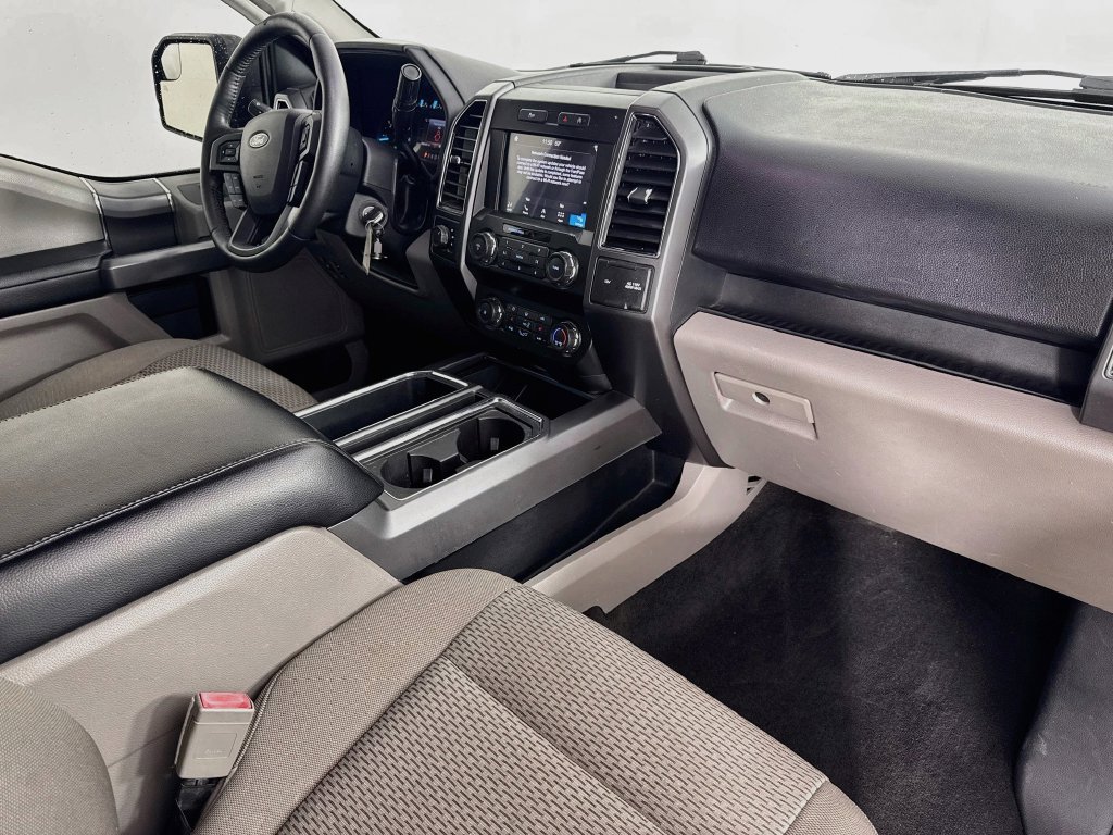 Used 2019 Ford F150 XLT w/ Equipment Group 302A Luxury AWD/4WD image 37