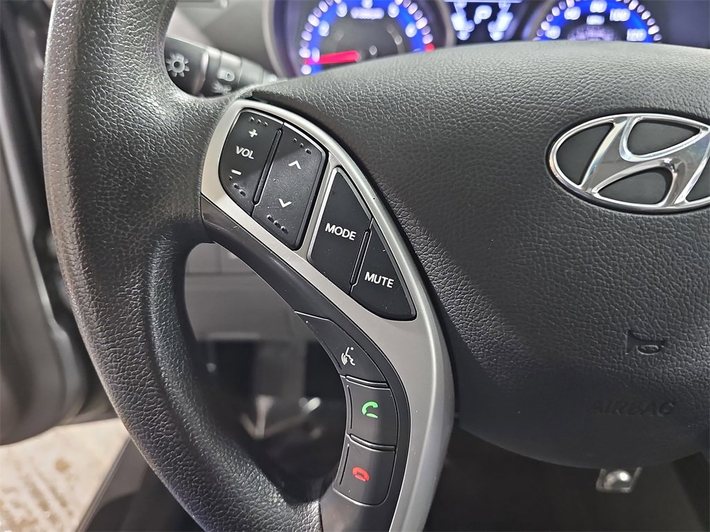 Used 2011 Hyundai Elantra GLS w/ Preferred Equipment Pkg 3 image 16