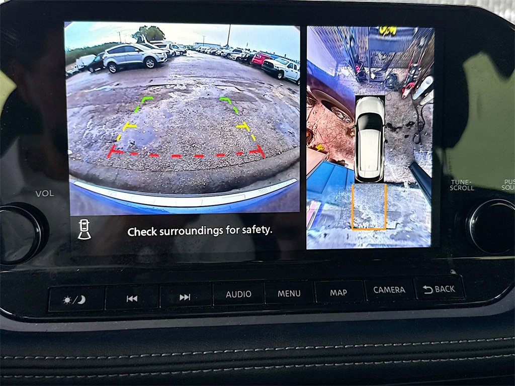 Used 2023 Nissan Rogue Platinum w/ Platinum Premium Package image 15