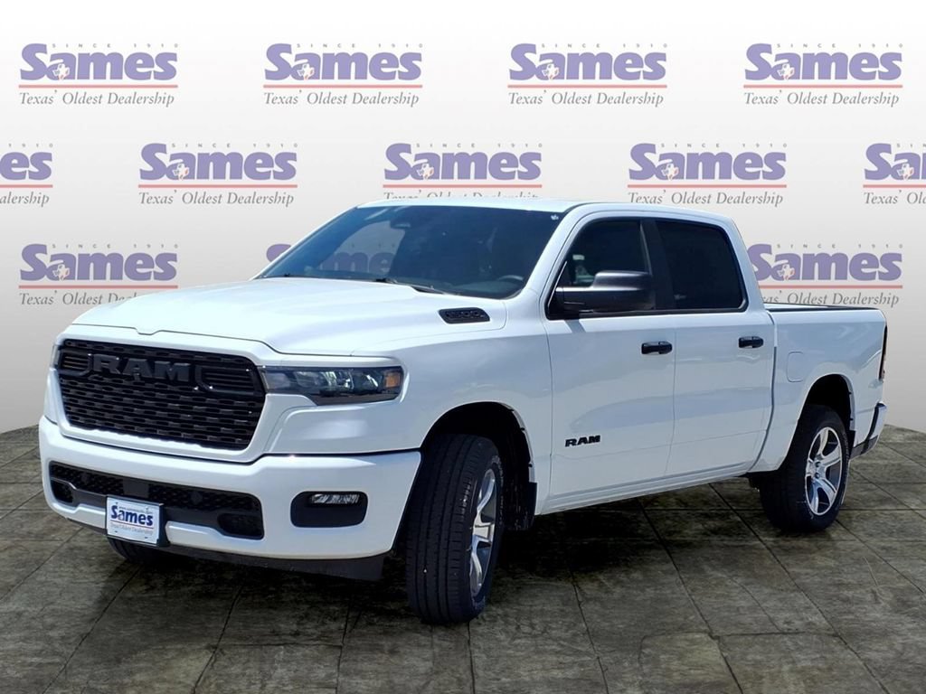 New 2026 RAM 1500 Express AWD/4WD image 3