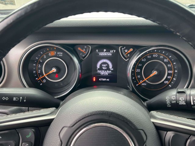 Used 2022 Jeep Wrangler Unlimited Sport AWD/4WD image 9