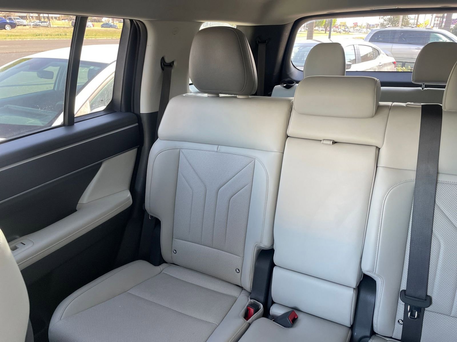 Used 2025 Hyundai Santa Fe SEL image 42