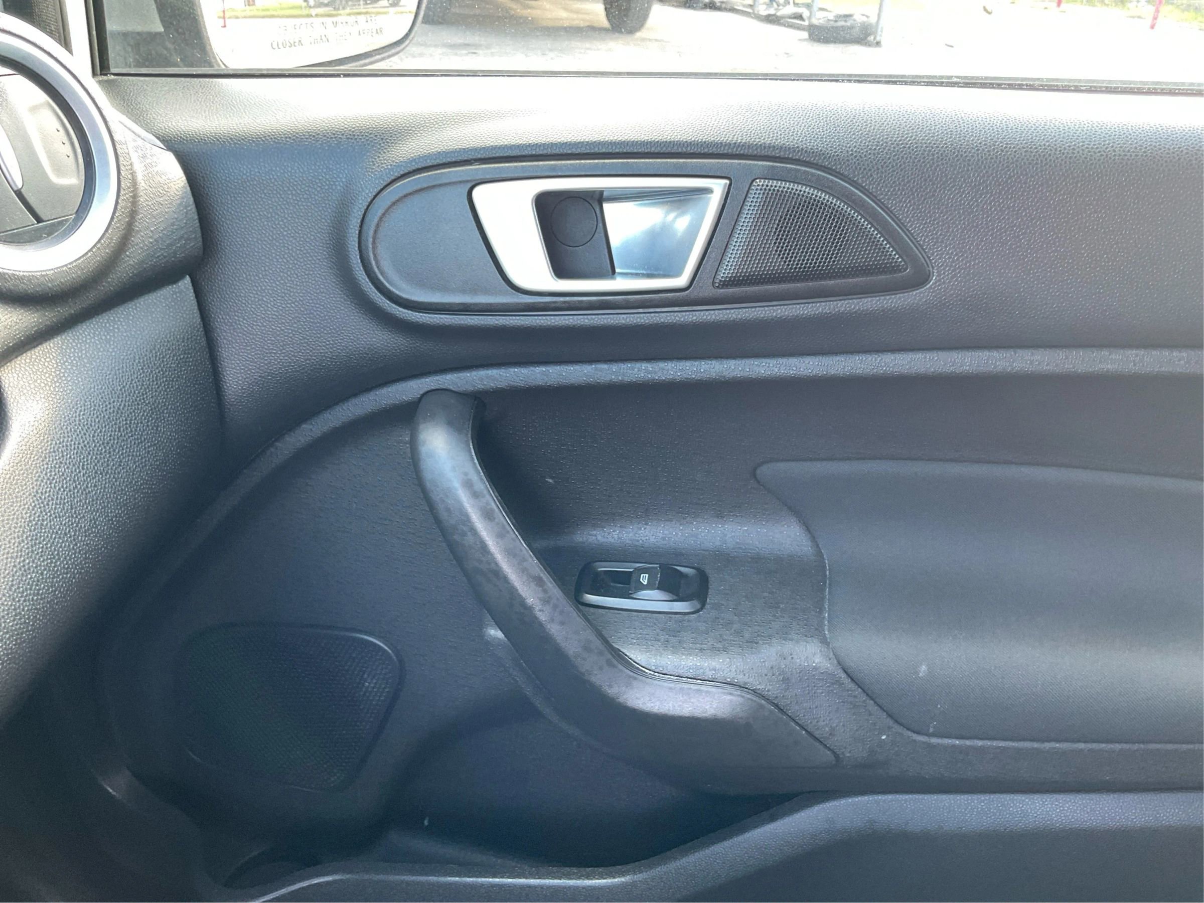 Used 2016 Ford Fiesta SE w/ Equipment Group 201A image 20