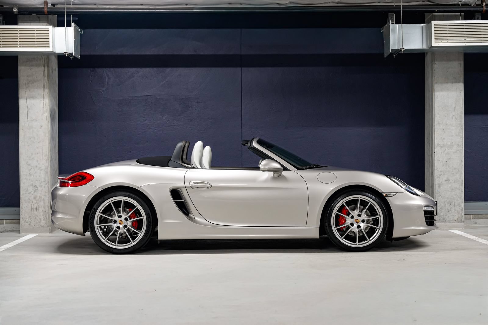 Used 2013 Porsche Boxster S RWD image 2