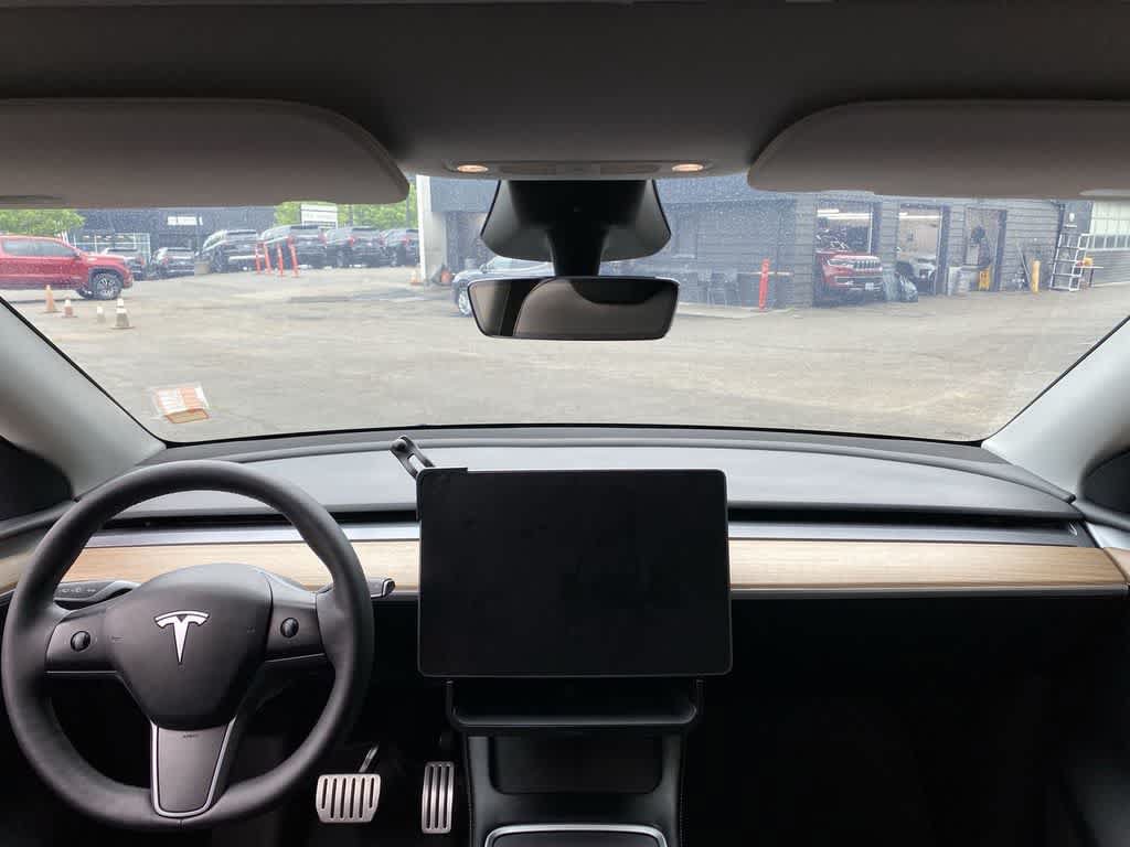 Used 2023 Tesla Model Y Performance AWD/4WD image 11