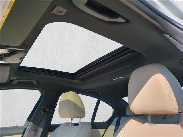 Certified 2023 BMW 330i Sedan w/ Convenience Package RWD image 16