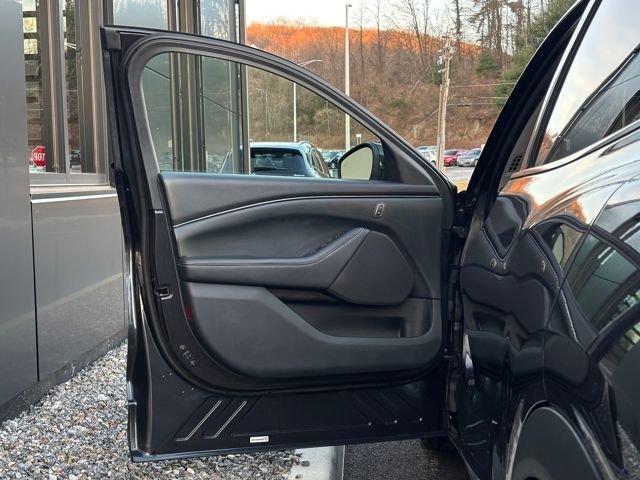 Used 2021 Ford Mustang Mach-E Select image 20