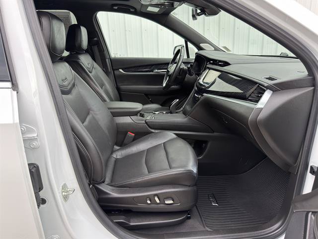 Used 2024 Cadillac XT6 Premium Luxury AWD/4WD image 21