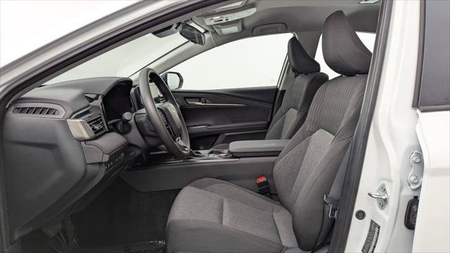 Used 2026 Toyota Camry LE FWD image 14